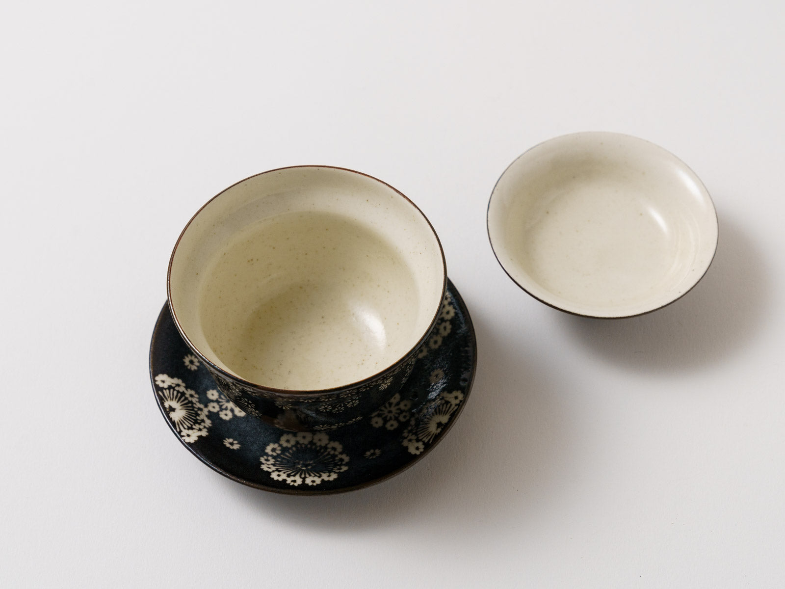 京型小蓋物 福泉志野三島手(見込み白)【福泉窯】