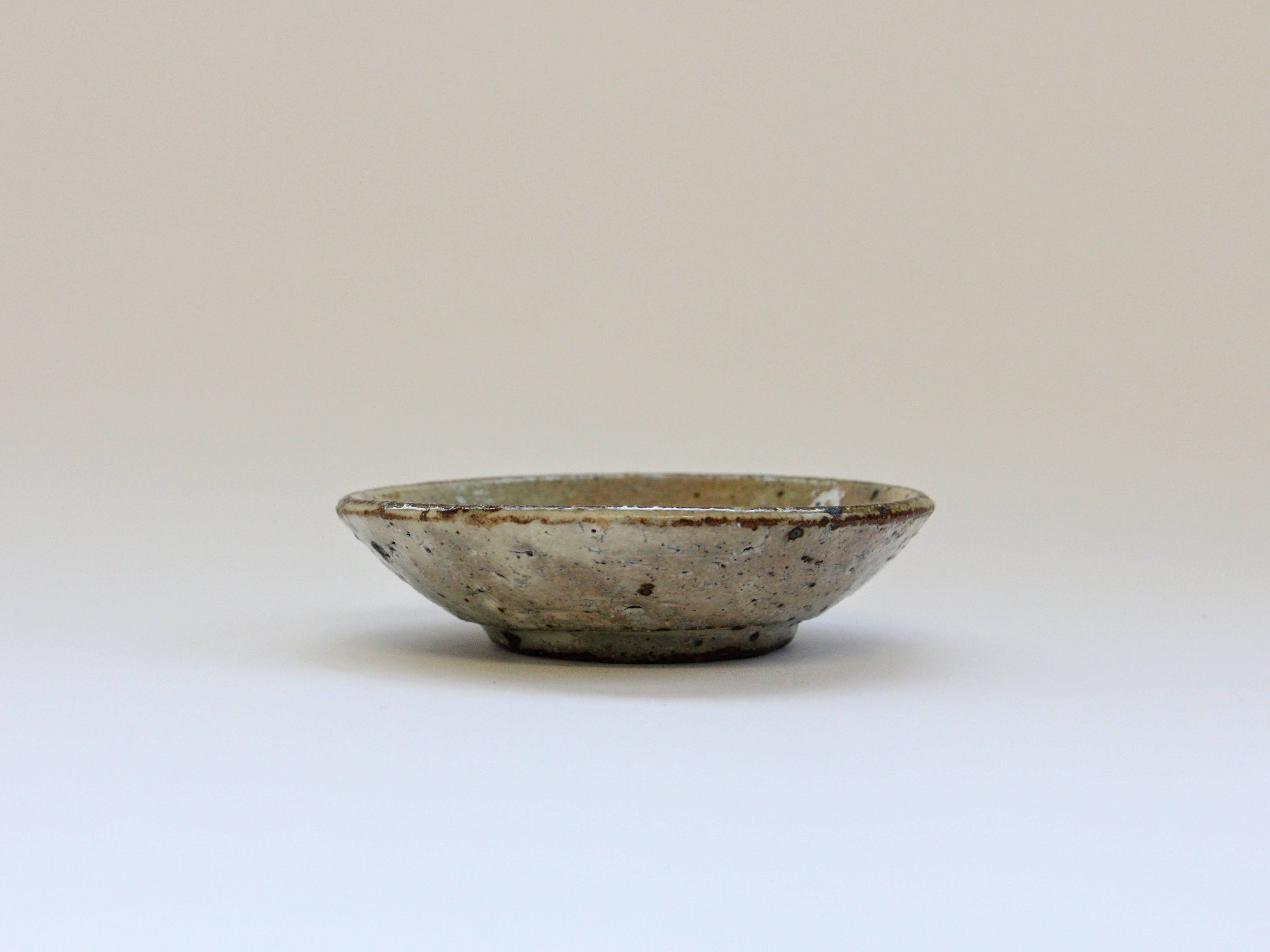 灰釉化粧豆皿【小辻真一】