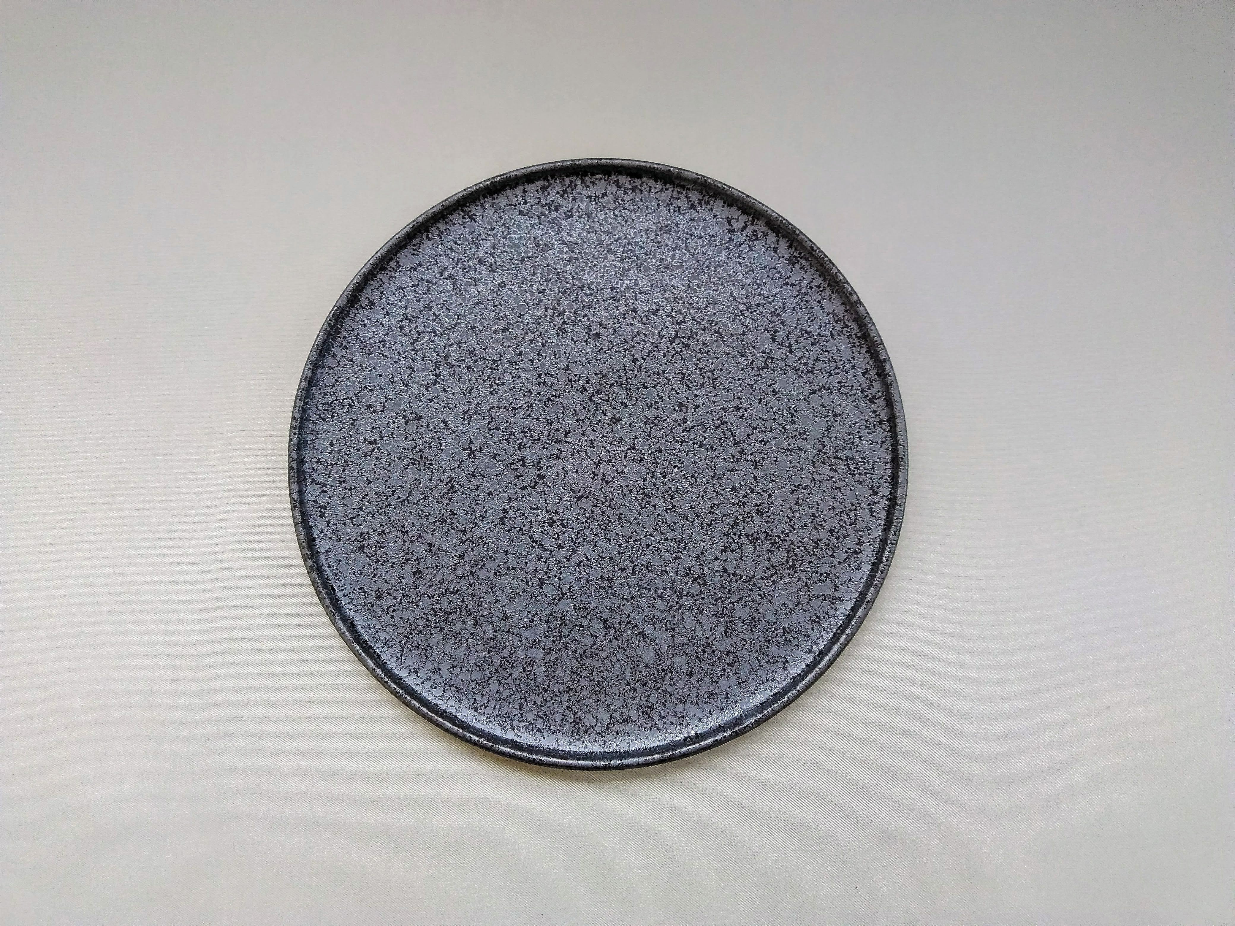 晶22cｍ渕付き丸皿【陶悦窯】