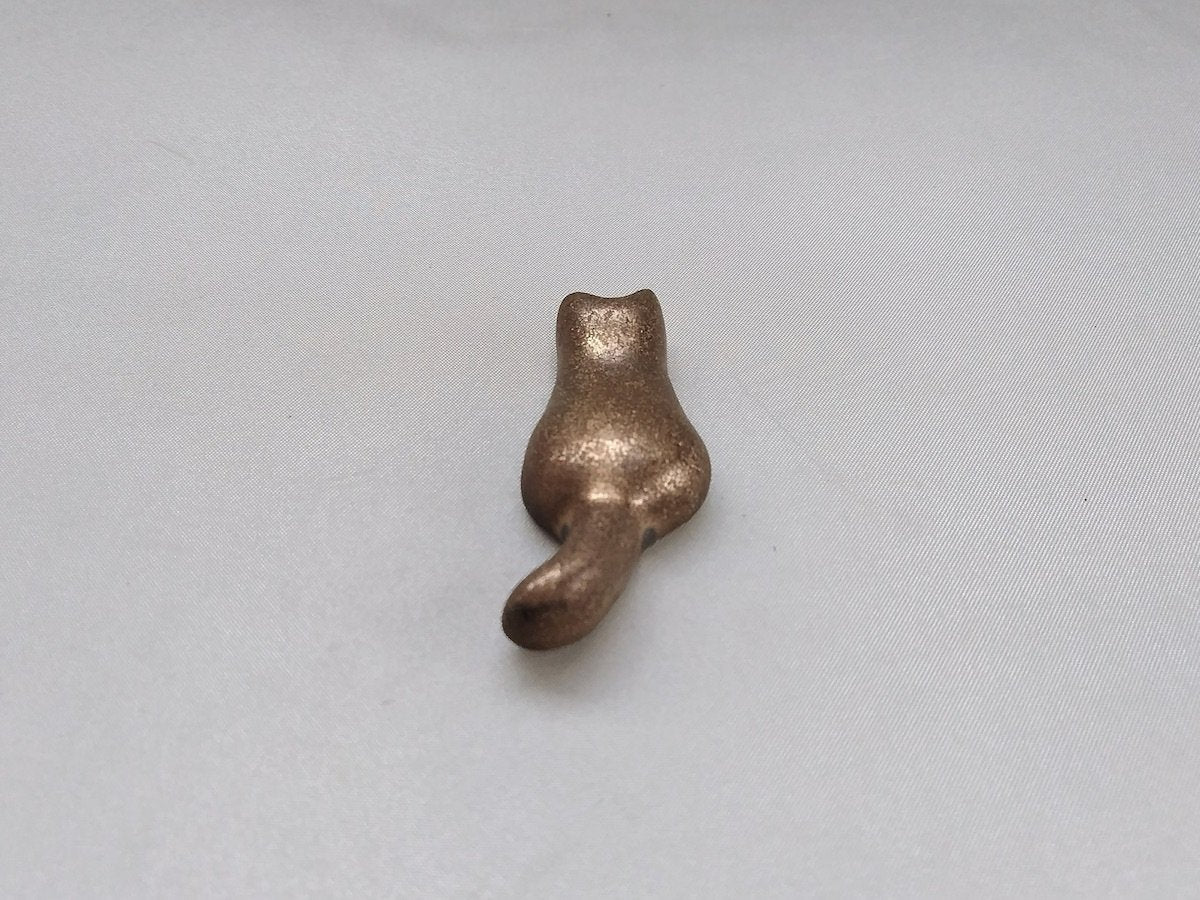金泥釉箸置きねこ【喜鶴製陶】