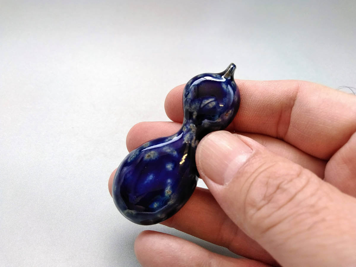 瓢型箸置き ルリ釉【陶工房楽】