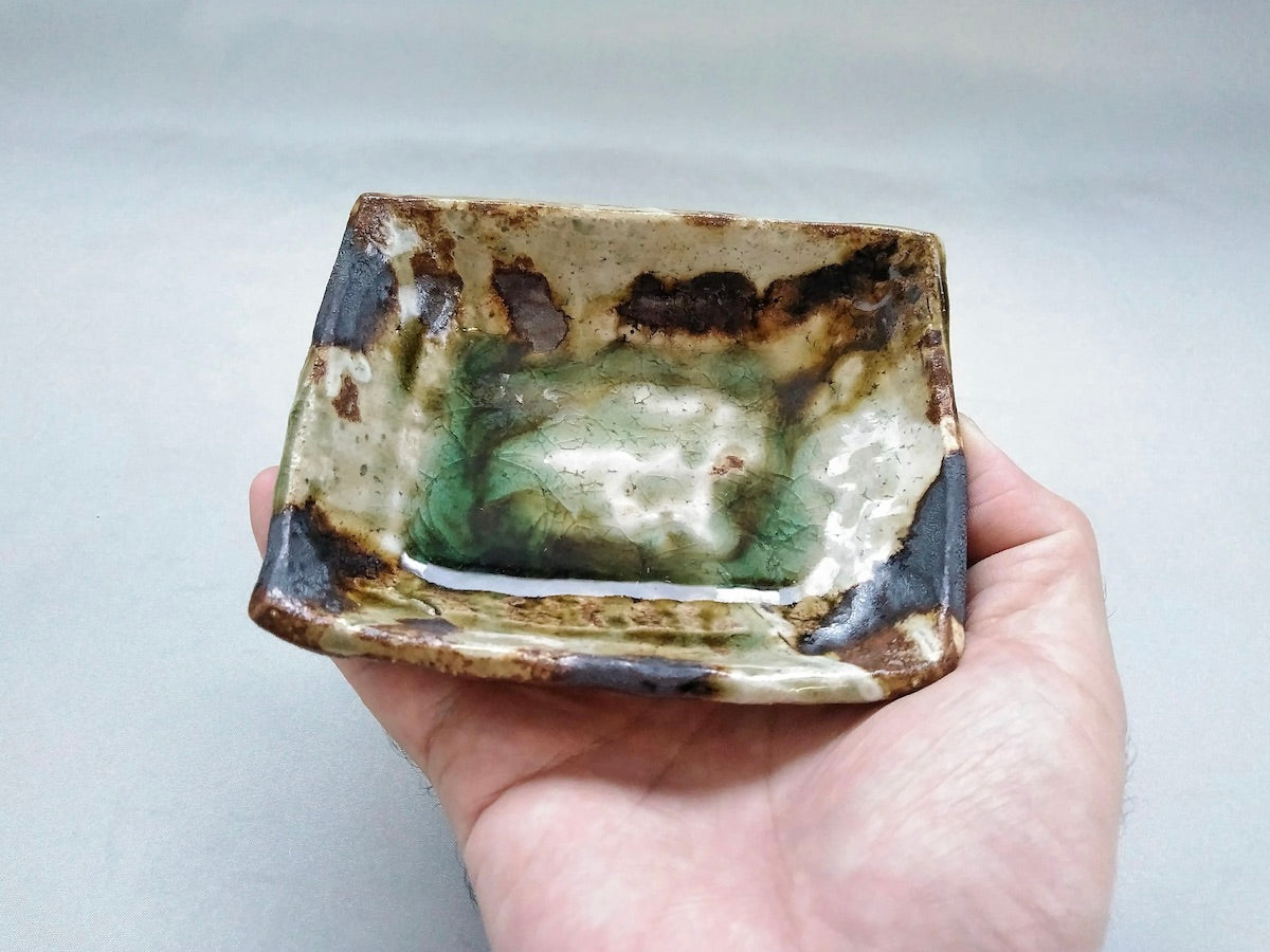 灰掛分角小皿【小栗大幸】